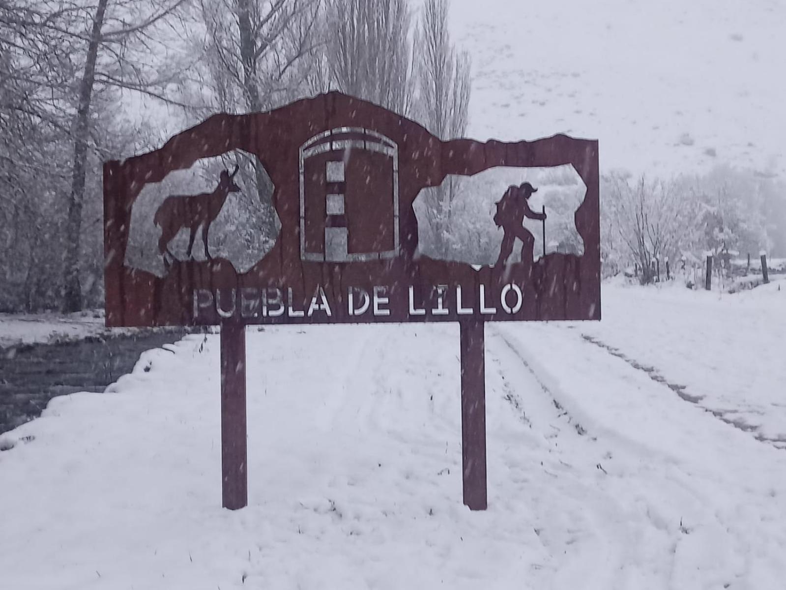 Montes De Lillo --Vut Le 625 Apartment Puebla de Lillo Phòng bức ảnh